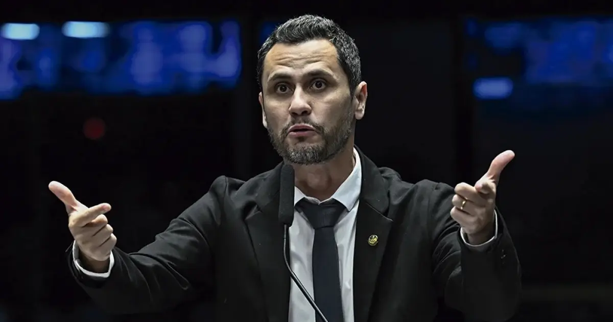 Cleitinho lidera cenários de primeiro e de segundo turno para o governo de Minas Gerais, mostra Quaest