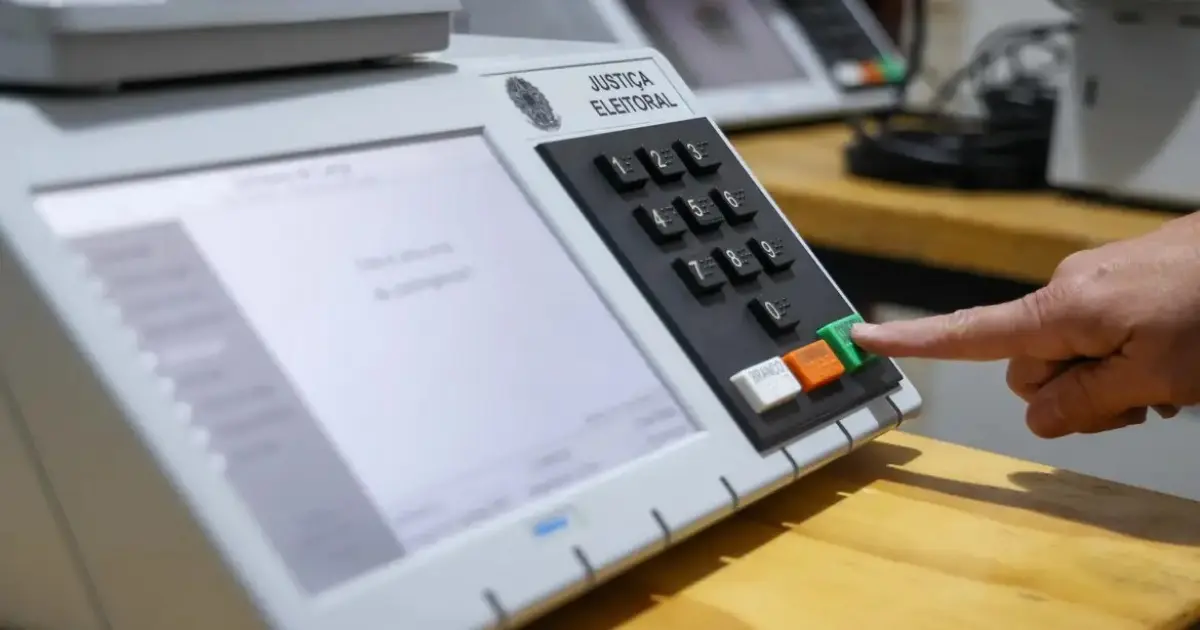 Cerca de 57% dos eleitores estão mais decididos a votar do que em 2022, diz Datafolha