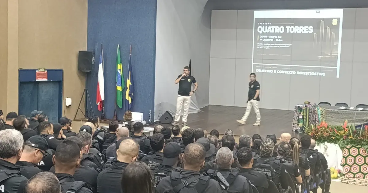 Polícia Civil cumpre mandados e bloqueia R$ 300 mi contra organização criminosa; PMs e advogado estão entre alvos