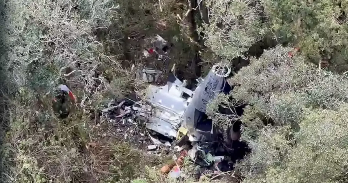 Bombeiro relata localização de helicóptero com cantor Rick “completamente destruído”