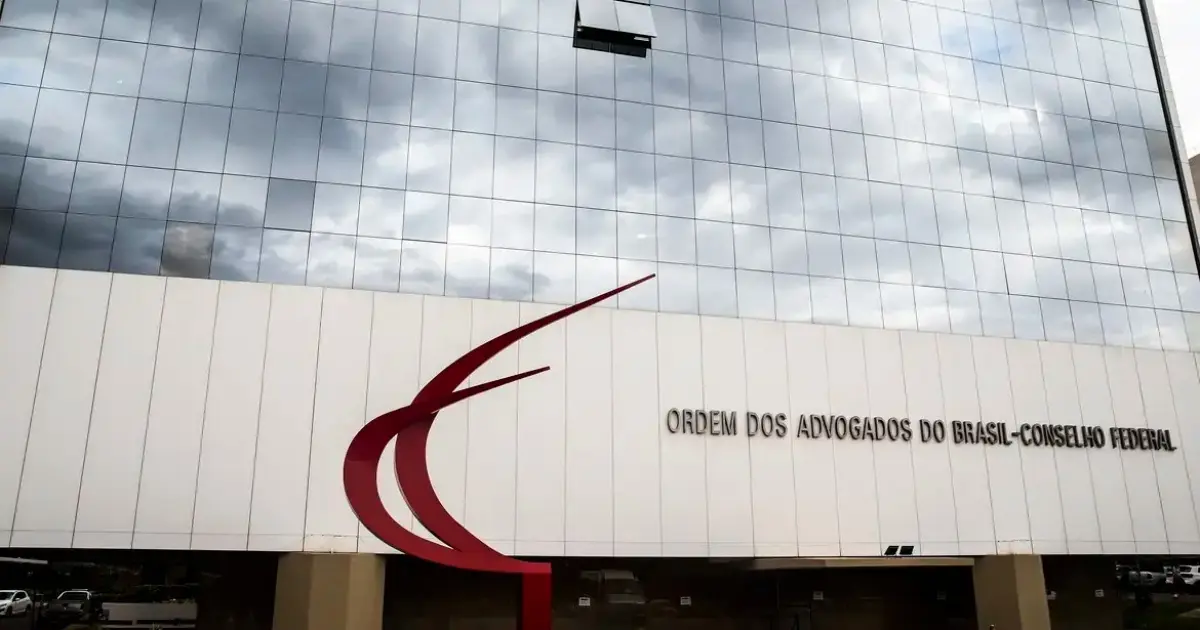 Emprego público entre advogados cresce 80% no Brasil desde 2019