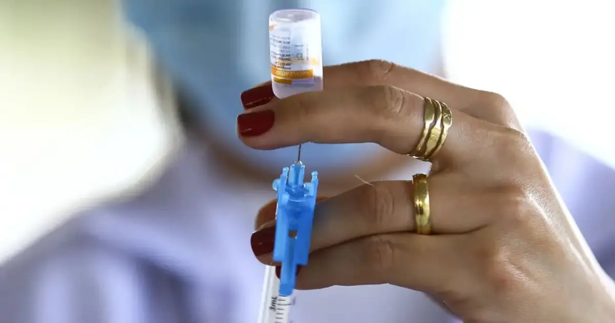 Apenas 1,47% dos municípios cumprem meta de vacinação contra gripe