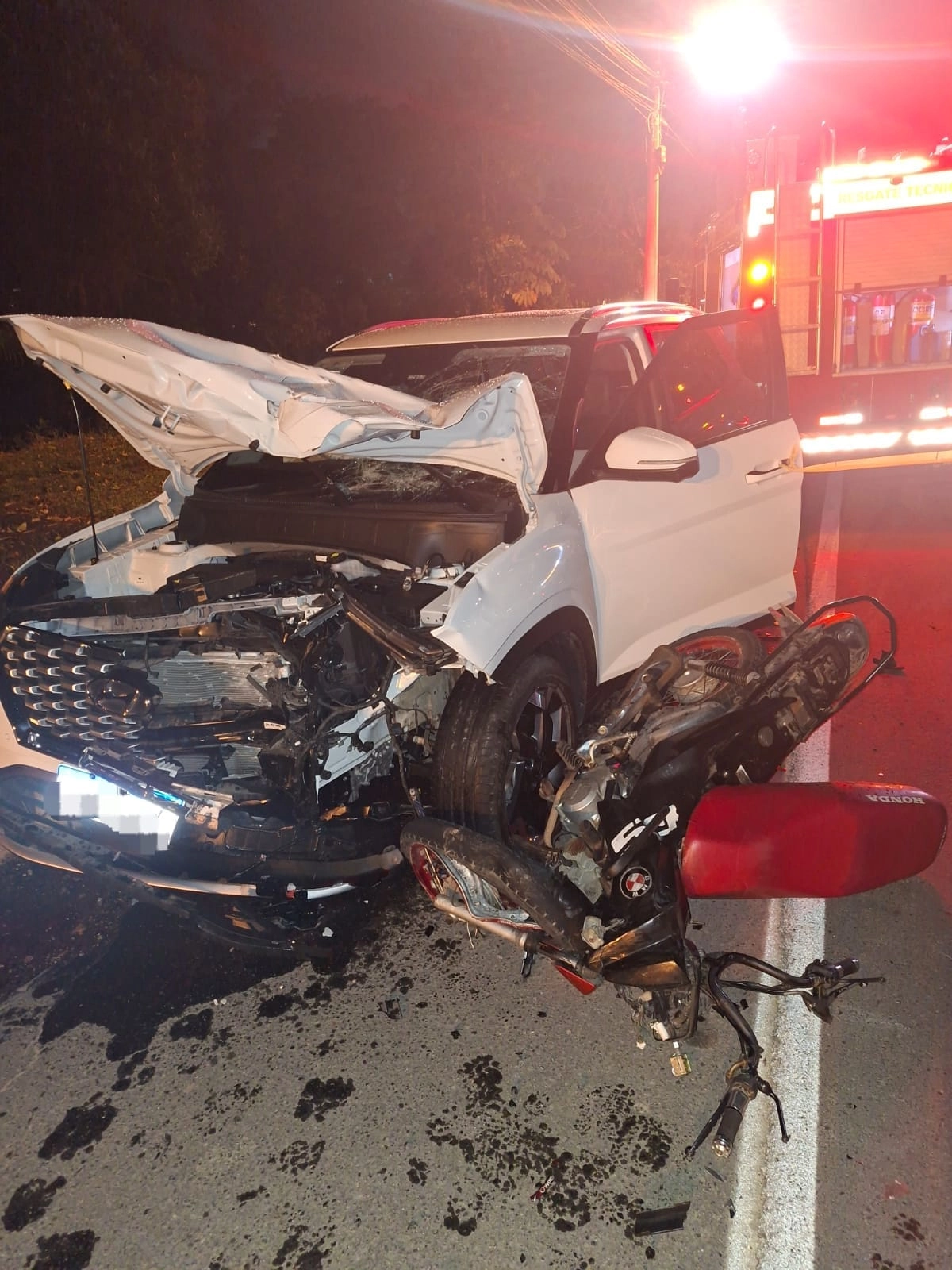 Homem de 27 anos morre após acidente entre carro e moto em Pomerode