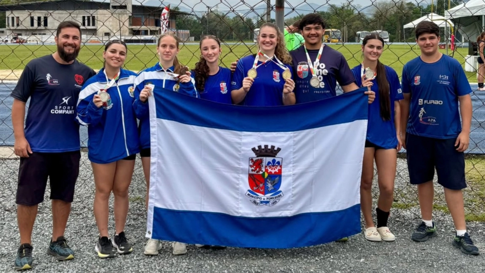 Atletas de Pomerode conquistam medalhas na Olesc
