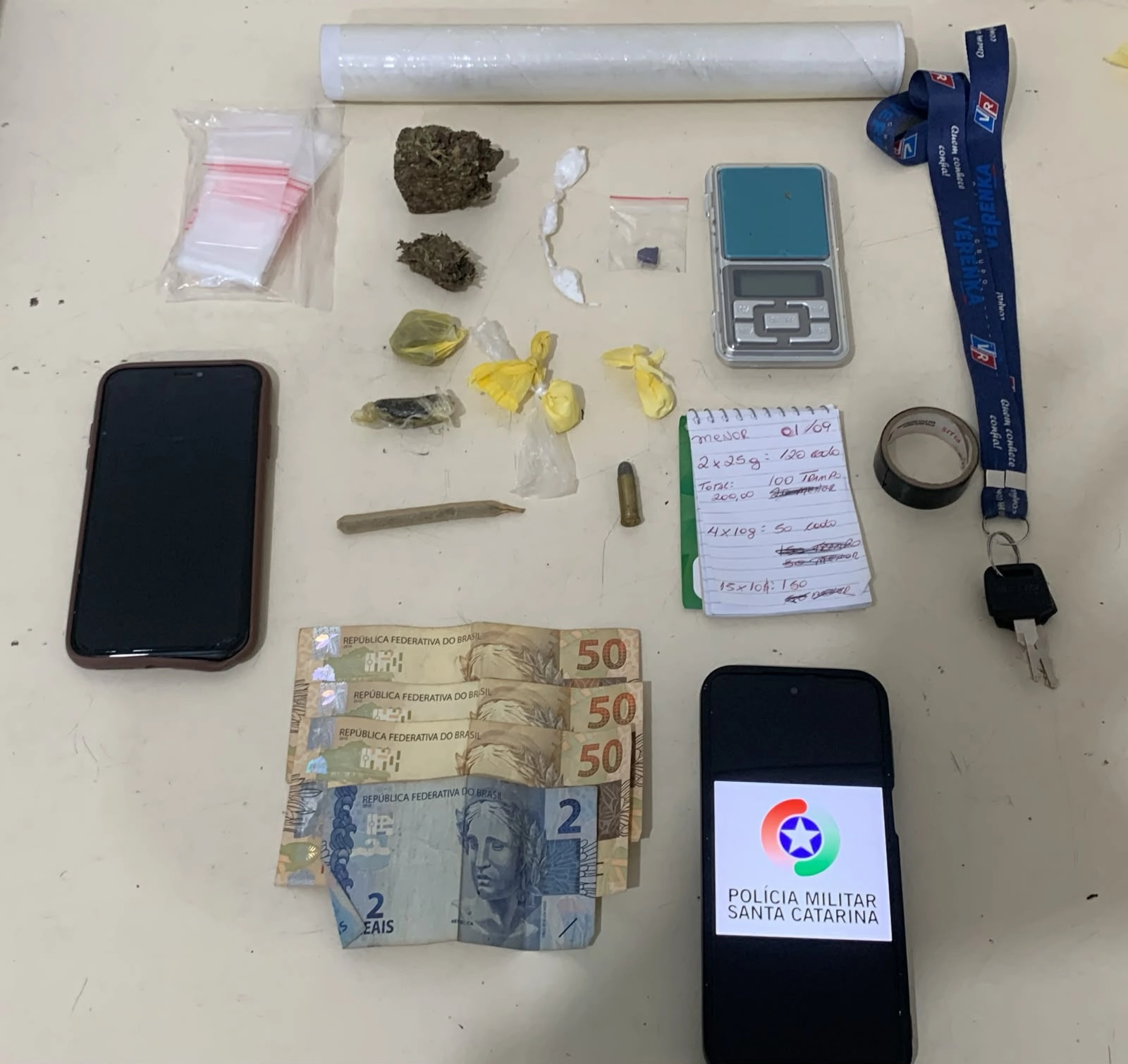 Adolescente é apreendido com drogas e moto furtada durante operação do Tático em Gaspar