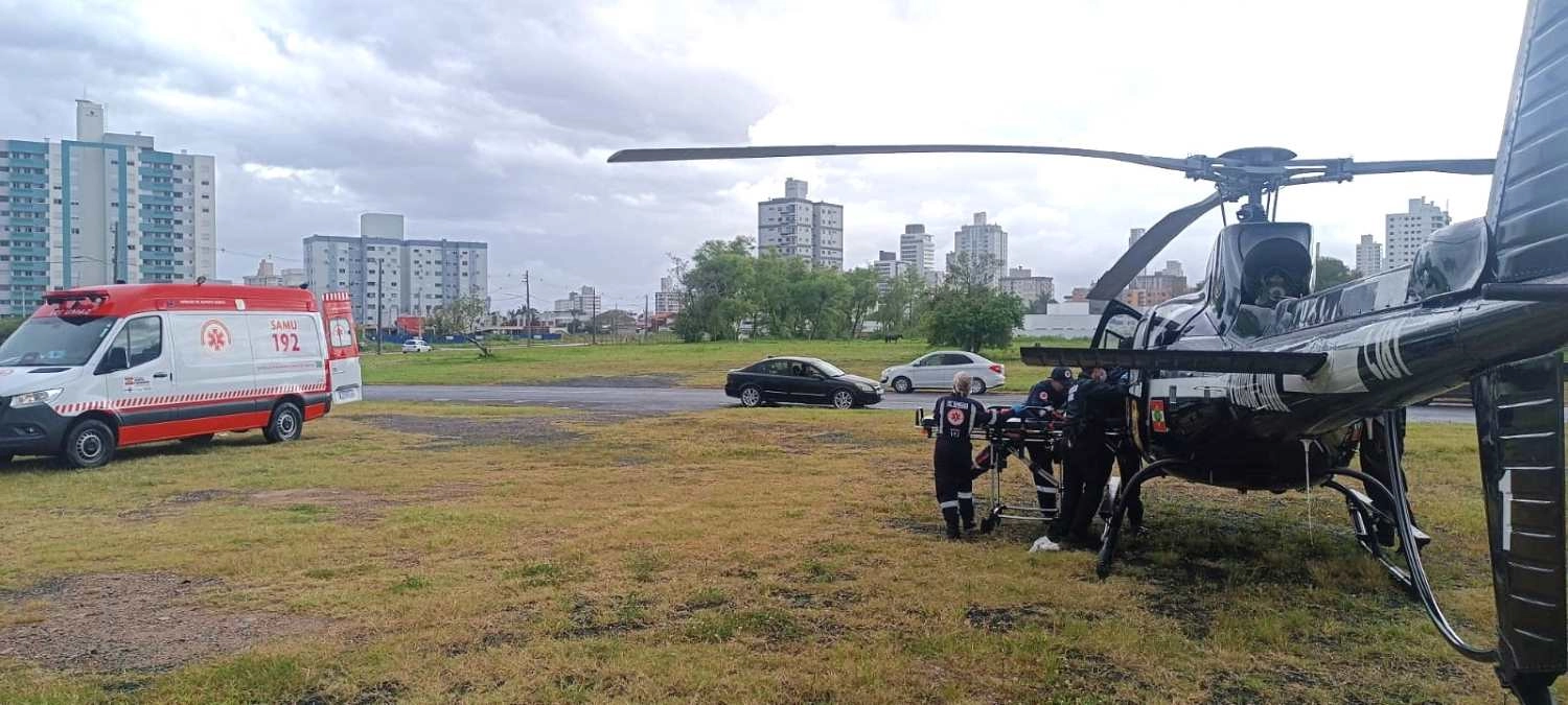 Operação da Polícia Penal na Oktoberfest identifica 64 monitorados e leva 12 ao sistema prisional