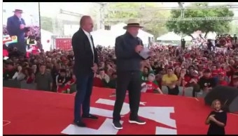 Lula afirma em Santa Catarina que o agronegócio deveria "se ajoelhar" e aponta volume recorde de recursos para o setor