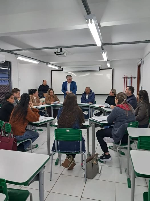 Reunião ampliada discute metas para a Educação Infantil no novo PME