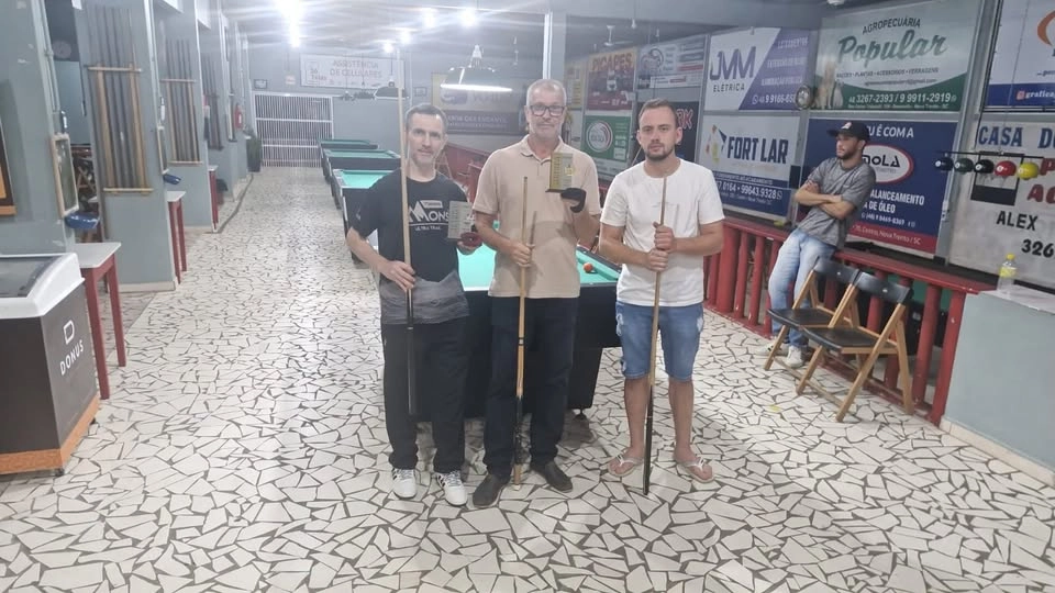 Bar do Pinho realiza tradicional torneio de sinuca às quartas-feiras