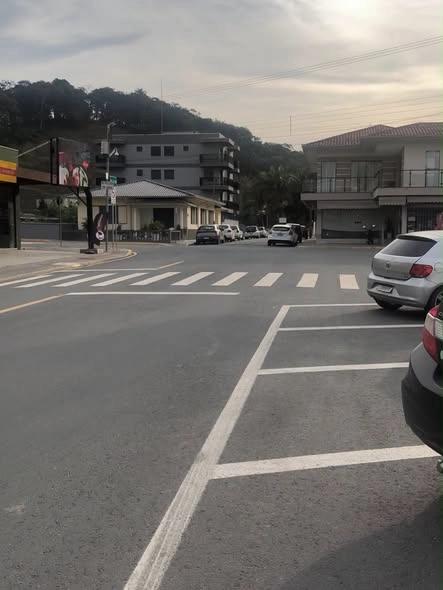 Mensagem enviada à emissora cobra solução para falta de sinalização em Nova Trento
