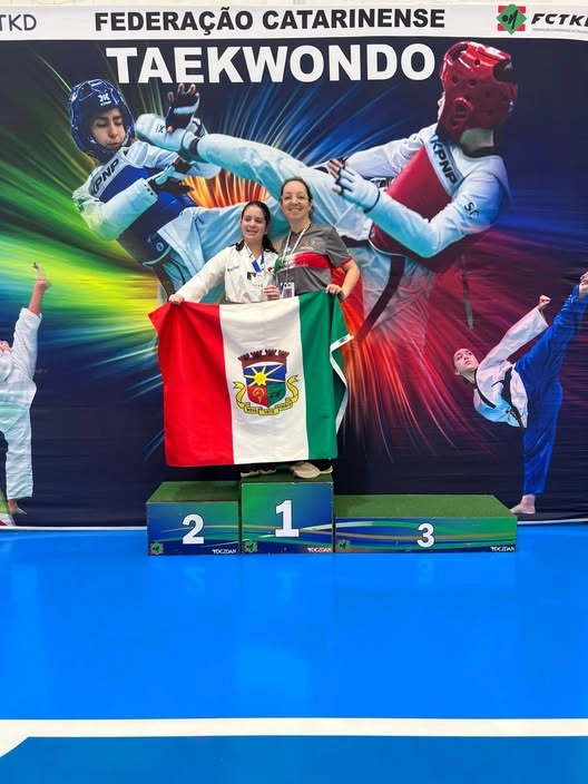 Aluna de Nova Trento conquista 2º lugar na Copa Santa Catarina de Taekwondo