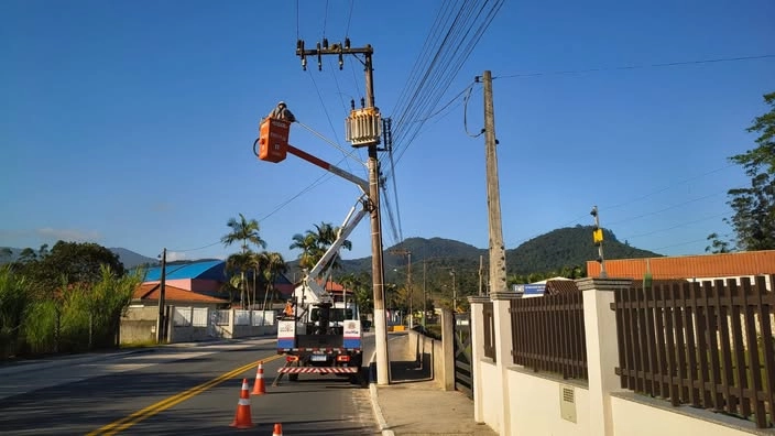 Ilumina+SJB: Prefeitura instalará iluminação LED em 14 km da SC-108