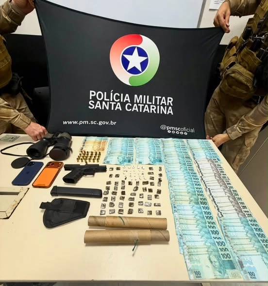 A Polícia Militar realizou, nesta segunda-feira (28), duas ações relacionadas ao tráfico de drogas na região Norte da Ilha.
