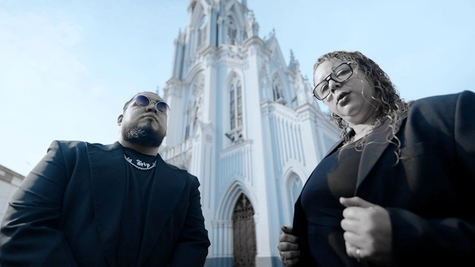 Trez Hache e Niffer MC transformam uma pregação icônica da igreja em um hino de rap urbano com “¿Quién Vive?”