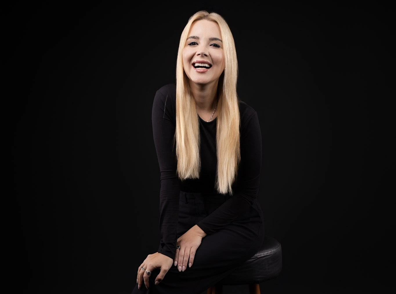 Valores, família e paz: Adriana Hoppe transforma trajetória internacional em propósito de serviço público