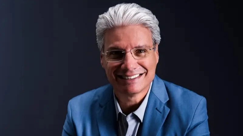 Uma vida guiada pelo propósito de servir: a trajetória de Marco Aurélio Martins