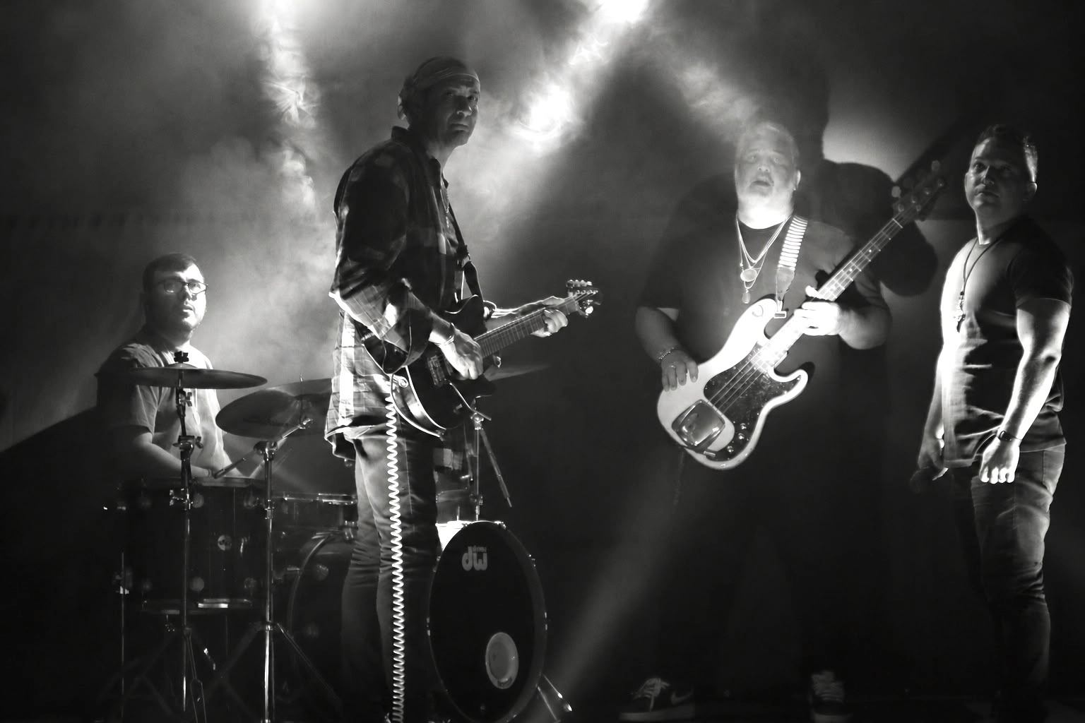 VIDE3 estreia “Convite à Mesa” e une rock, experiência e propósito em novo projeto musical