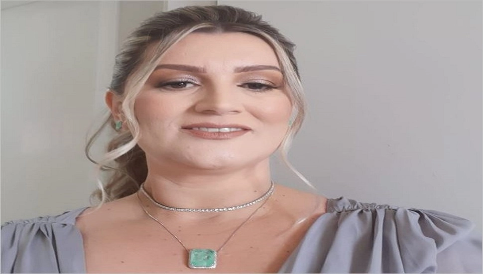 É com profundo pesar que comunicamos o falecimento da professora Fernanda Aparecida Santana