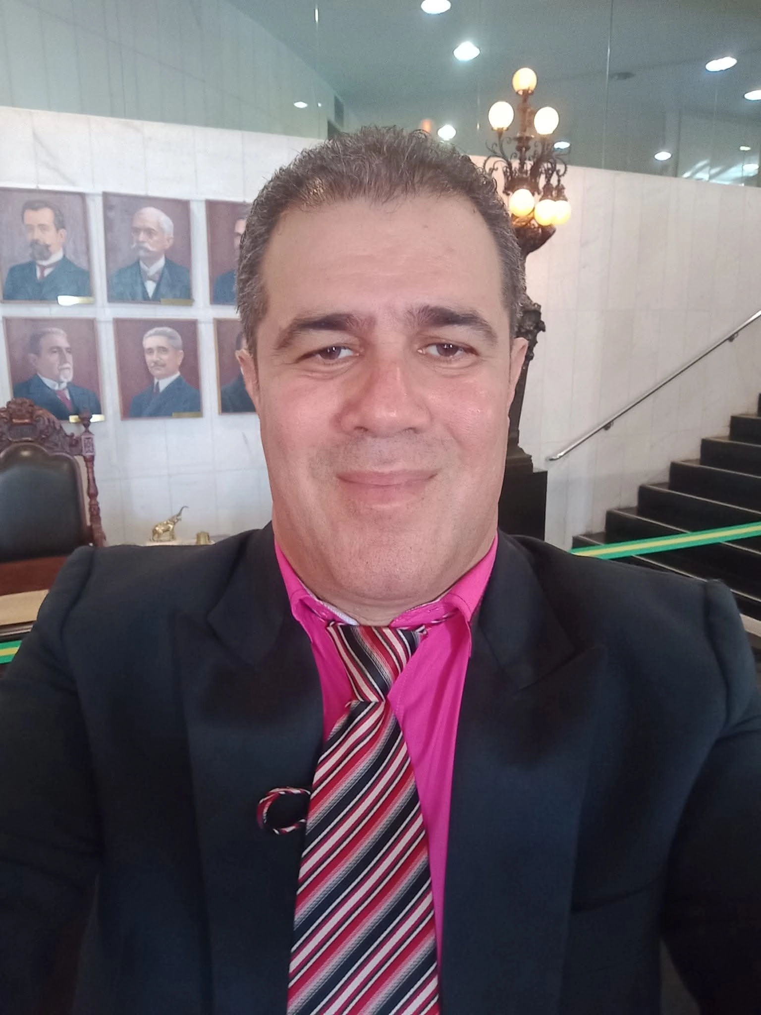 Márcio V. Souza anuncia criação do Movimento pela Paz no Brasil