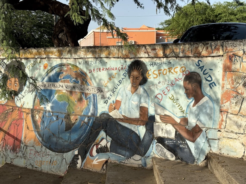 Novo ano lectivo terá horário das aulas alargado em algumas escolas