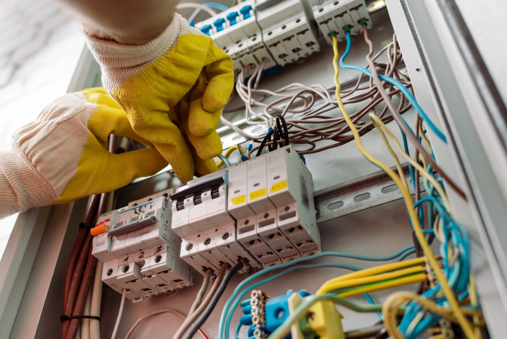 Santiago Norte fica sem electricidade esta sexta-feira entre as 11h00 e as 15h00
