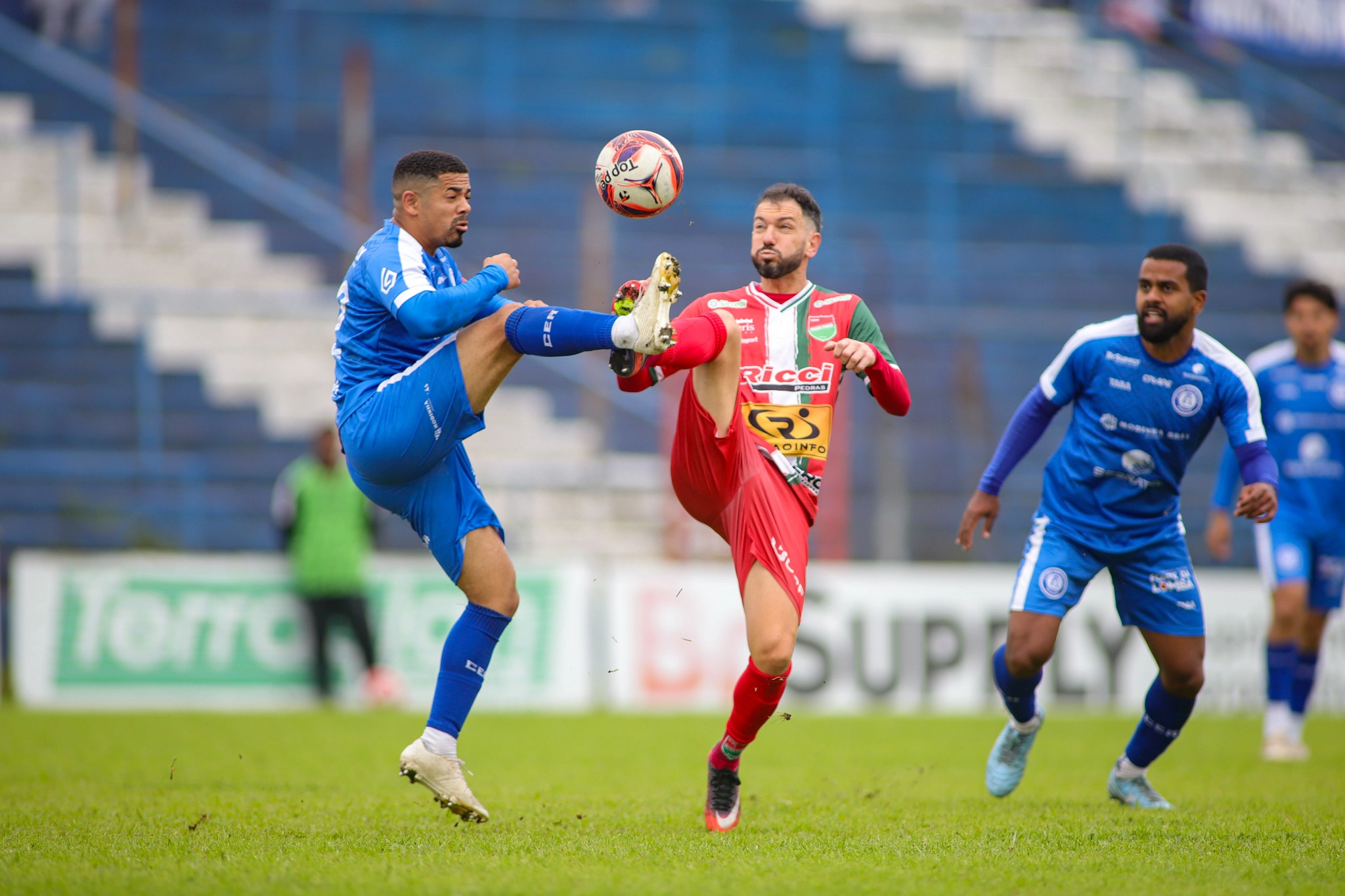 Prejudicado pela arbitragem, Aimoré fica no empate em 1 a 1 com o Passo Fundo
