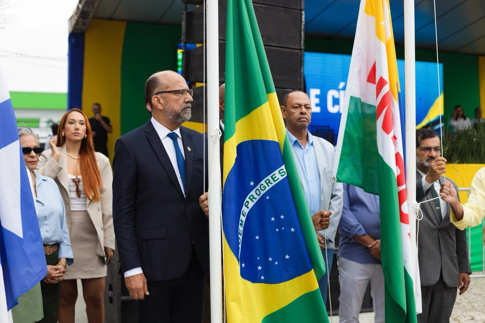Desfile de 7 de Setembro reúne mais de 6,5 mil pessoas em Eunápolis