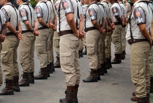 Bahia prorroga por 36 meses atuação de policiais da reserva em funções administrativas