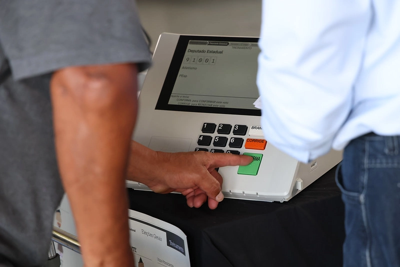 Prazo para solicitar voto em trânsito termina nesta quinta-feira