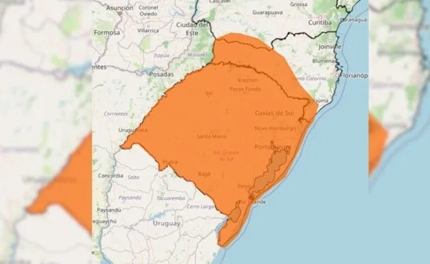 Nova frente fria coloca Santa Catarina em alerta para temporais, granizo e ventos de até 100 km/h