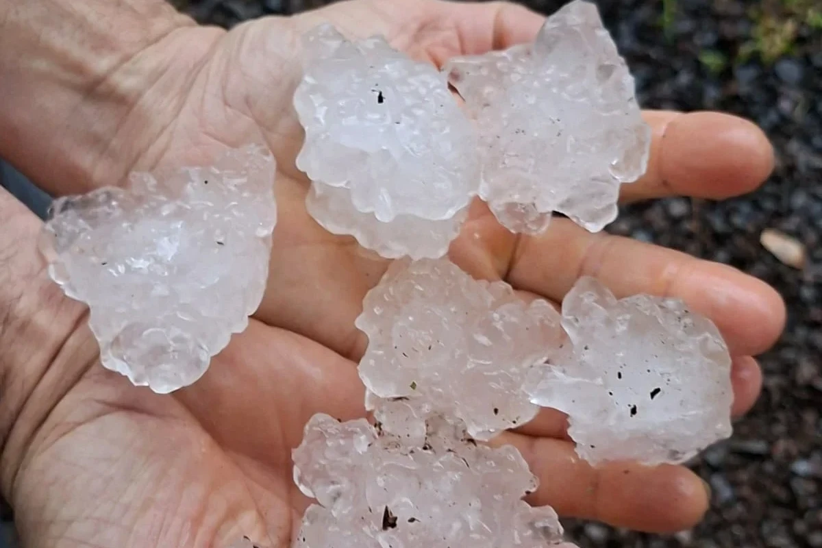 Sobe para 12 o número de municípios em situação de emergência após temporais em SC