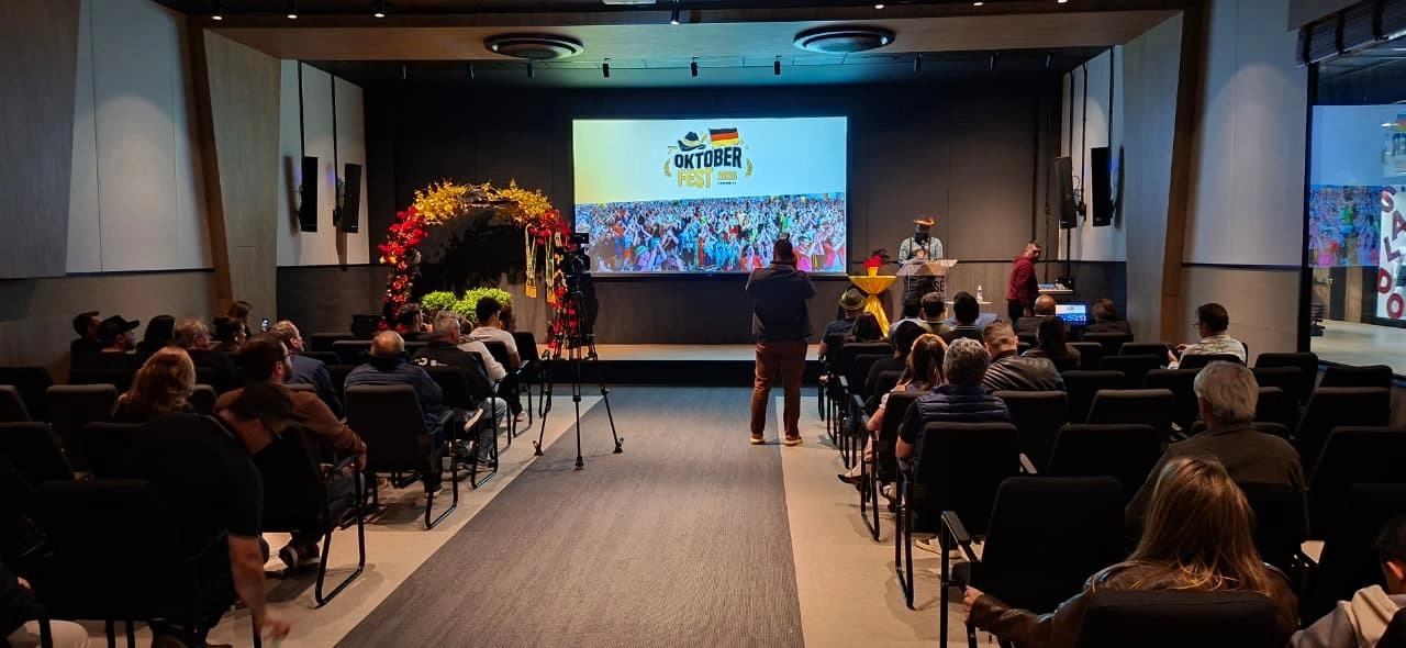 Oktoberfest Chapecó 2026 é lançada com entrada gratuita e programação para toda a família