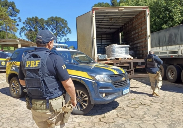 PRF flagra transporte irregular de cerca de 4 mil litros de biodiesel