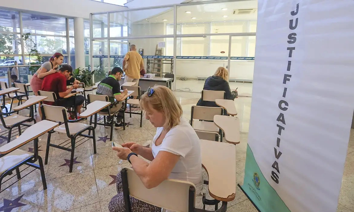 Não votou nas eleições? Saiba como justificar a ausência e evitar multa