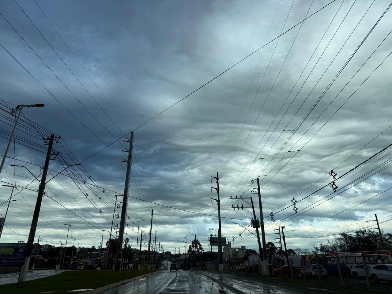 Chuva persistente e temporais devem marcar a semana em Santa Catarina, alerta Defesa Civil