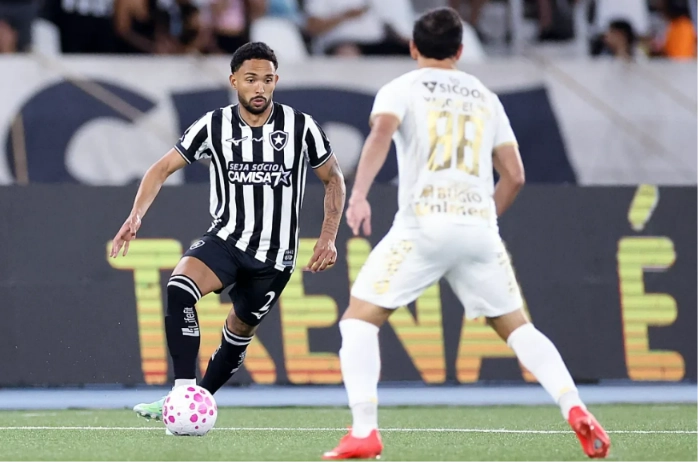 Chapecoense perde para o Botafogo e segue na lanterna do Brasileirão