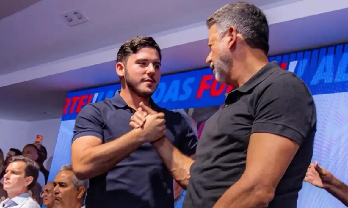 Filho de Arthur Lira se torna o mais jovem deputado federal já eleito