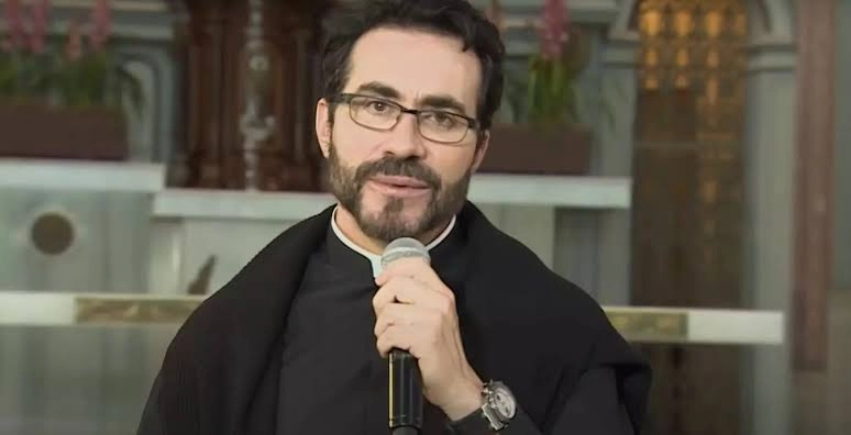 O Padre Fábio de Melo expõe depressão crônica: ‘Não acordo feliz’