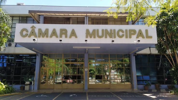 CÂMARA VOTA PROJEO QUE PRIORIZA VÍTIMAS DE VIOLÊNCIA DOMÉSTICA