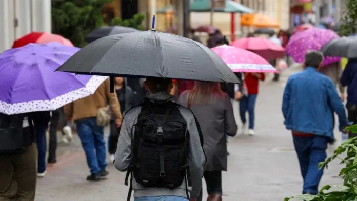 CHUVAS DEVEM PERSISTIR NO SUDESTE DURANTE O FERIADÃO DE FINADOS