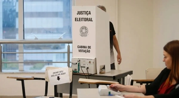 Colinha eleitoral ajuda a lembrar os números de candidatos nas Eleições 2026