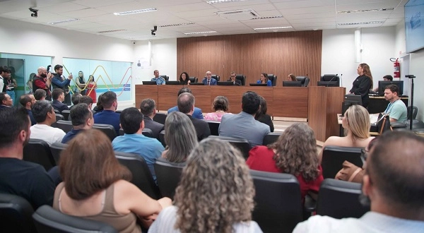 Justiça Itinerante celebra 20 anos com exposição fotográfica e palestra sobre acesso à Justiça