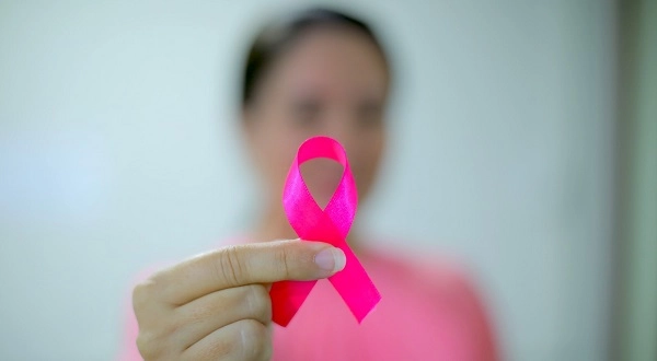 OUTUBRO ROSA: ALERR fortalece políticas de prevenção e diagnóstico do câncer de mama