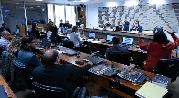 NO SENADO: Subcomissão avalia políticas públicas em execução na Terra Indígena Yanomami