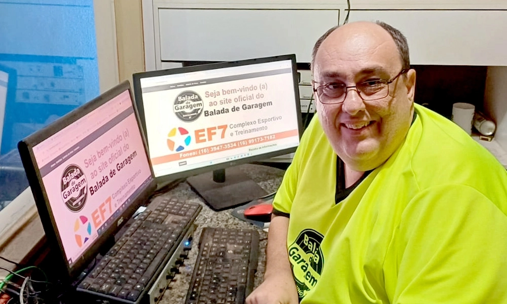 Programa Balada de Garagem atrai público de várias cidades e lidera na transmissão do site da Rádio Comunitária aos domingos