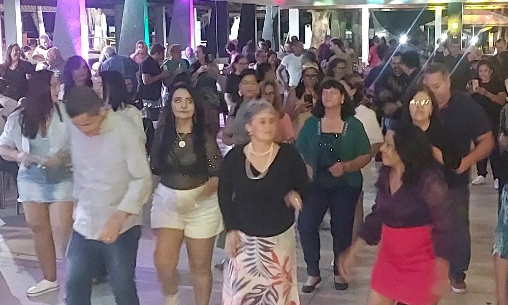 Baile Havaiano deve aumentar espaço de mesas para atender forte demanda por ingressos
