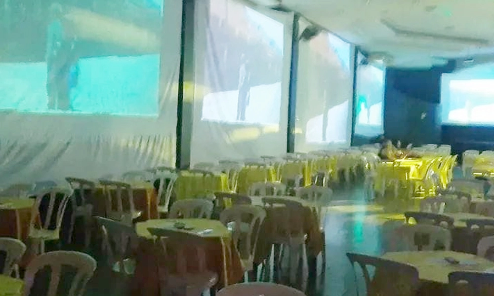 Últimas horas: Convites de pista com desconto para o Flashback Total deste sábado, 17, terminam às 18h; mesas estão quase esgotadas;  saiba como garantir