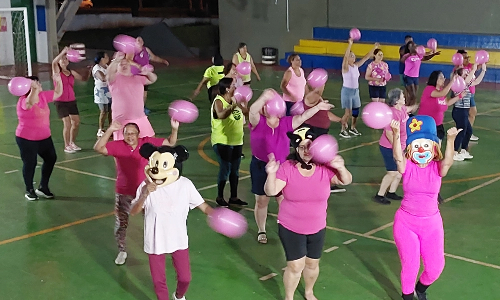 Dança, conscientização e homenagens marcam aula especial no Balada de Garagem