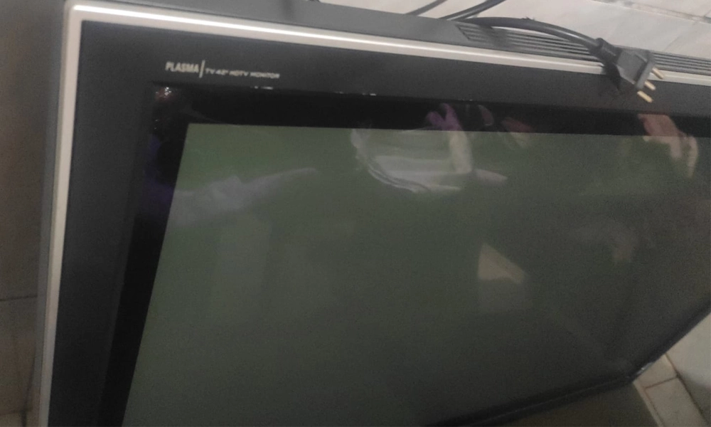 Vende-se TV 42”