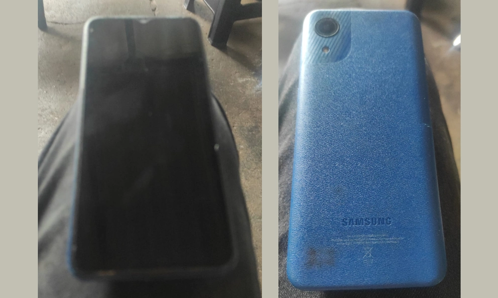 Vende-se celular A 10 Samsung